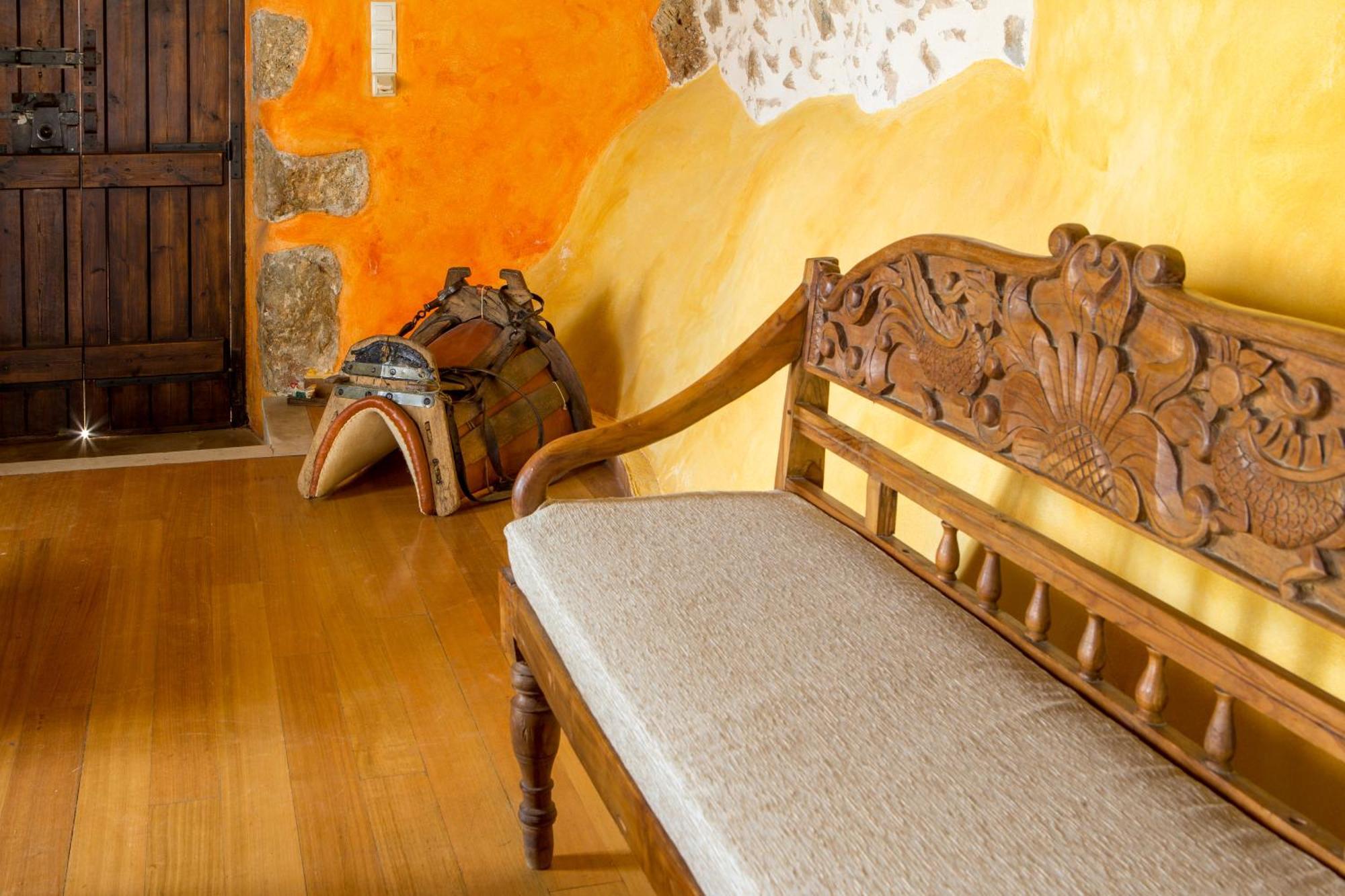 Samonas Traditional Villas Phòng bức ảnh